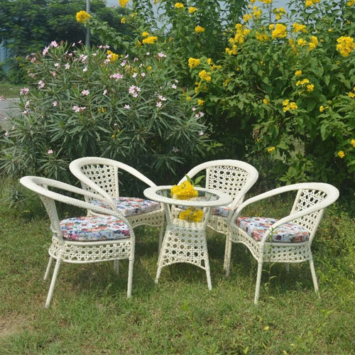 Outdoor Garden Furniture Set Manufacturers in Noida